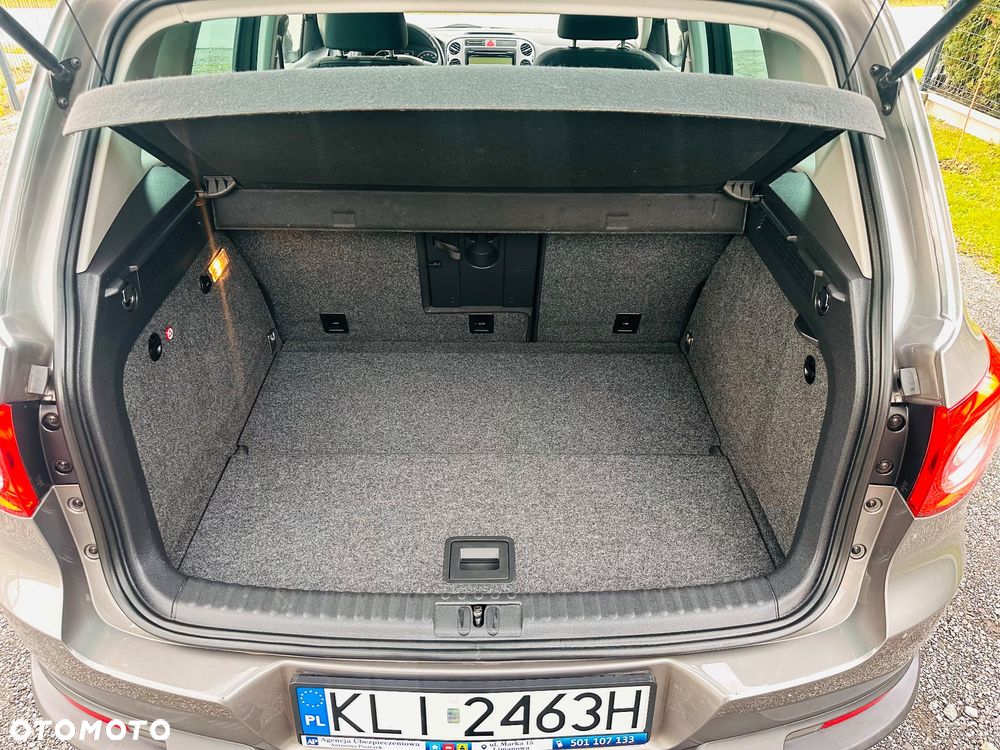 Volkswagen Tiguan - 19