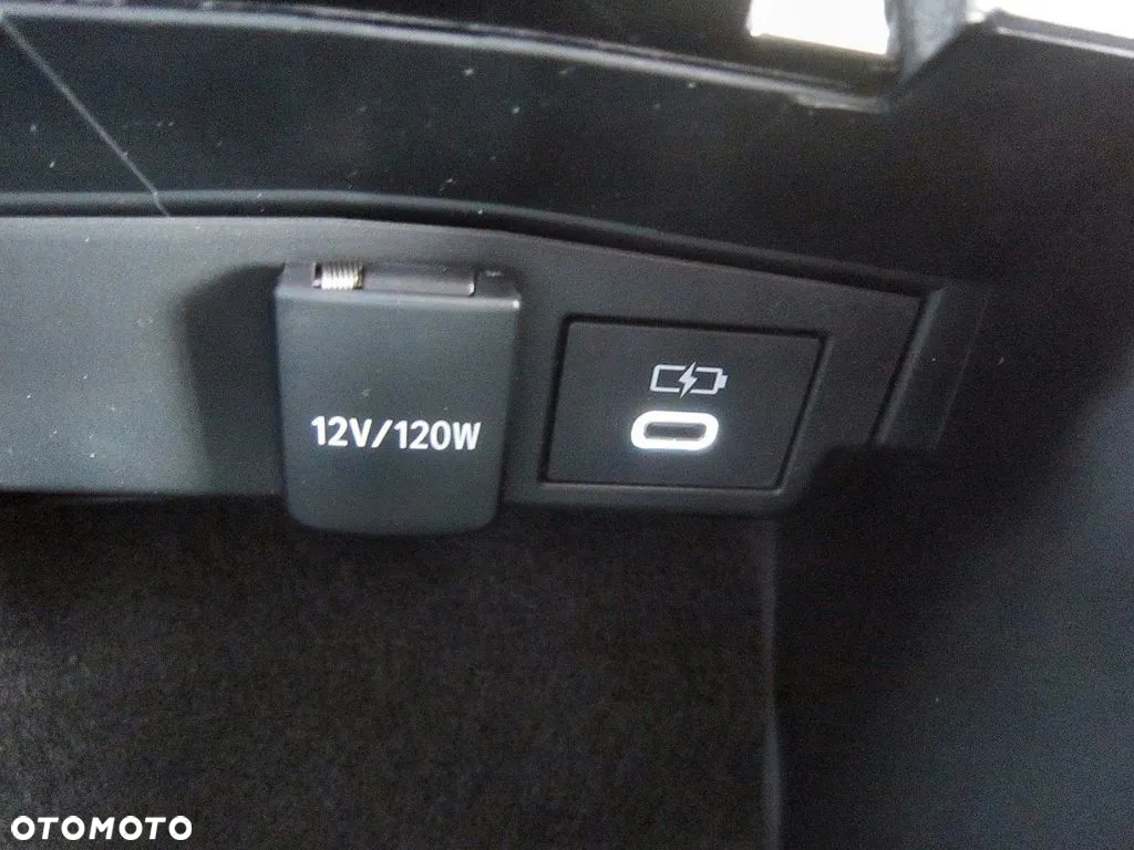 Toyota Corolla 2.0 Hybrid Style - 9