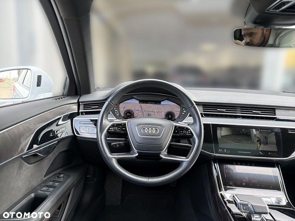 Audi A8 - 18