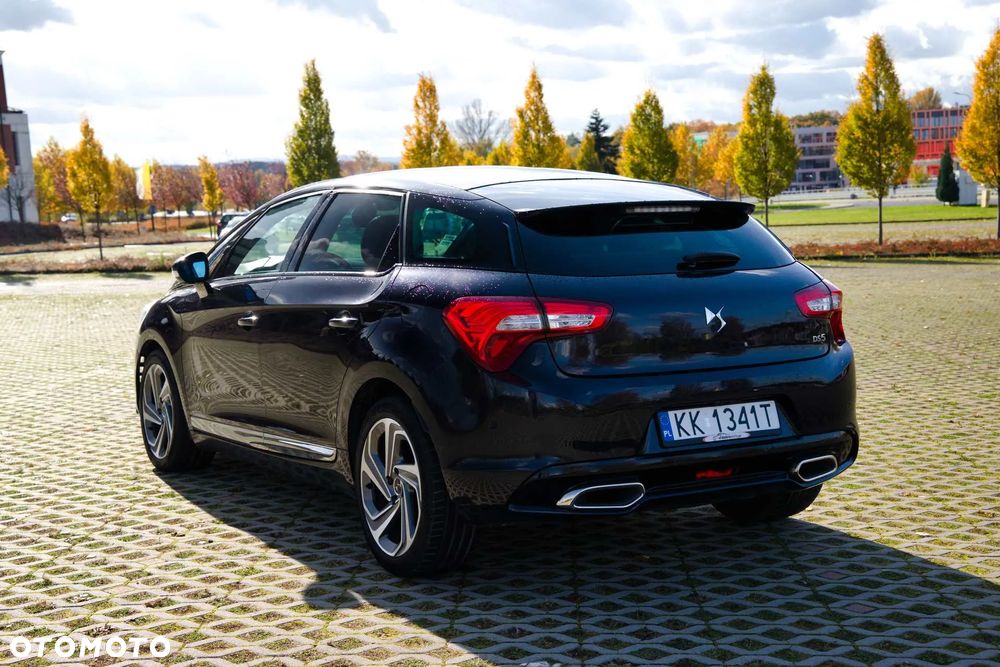 DS Automobiles DS 5 - 5