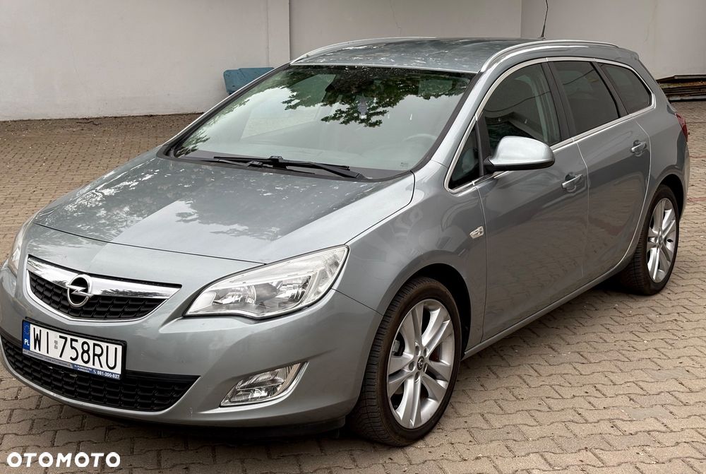 Opel Astra 1.4 Turbo Color Edition - 1