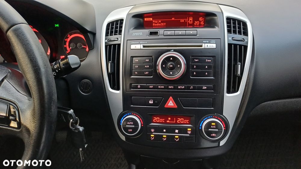 Kia Ceed - 17
