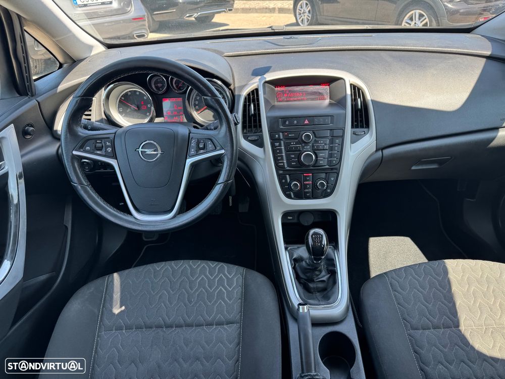 Opel Astra 1.3 CDTi Executive - 12