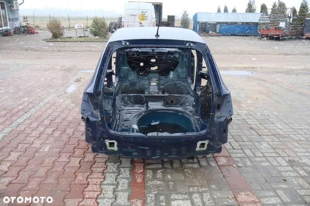 BŁOTNIK ĆWIARTKA PRAWY TYŁ SKODA FABIA III 1.0MPI - 5