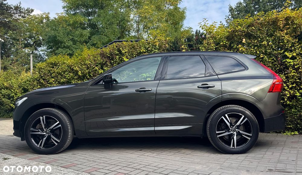Volvo XC 60 B4 B Plus Dark - 5