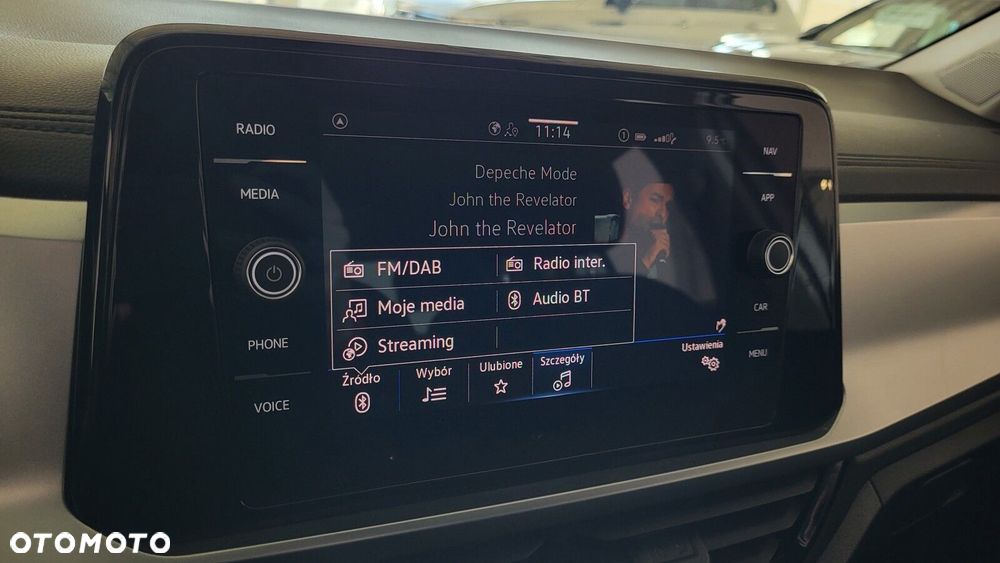 Volkswagen T-Roc - 33