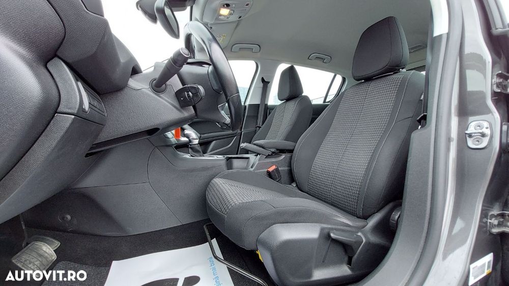 Peugeot 308 - 10