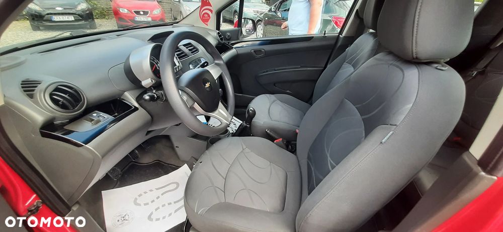 Chevrolet Spark - 21