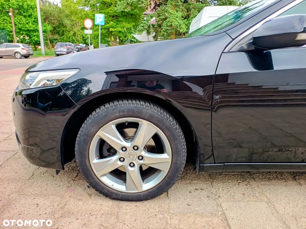 Honda Accord 2.0 Executive - 19