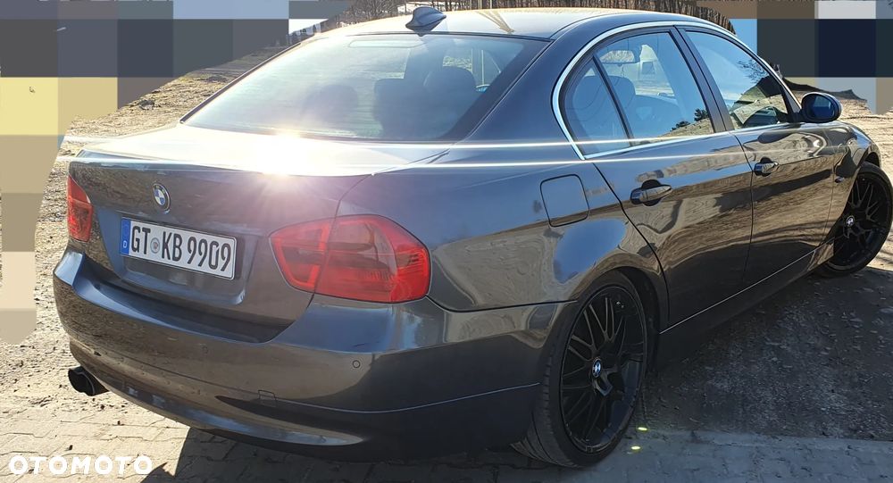 BMW Seria 3 325i - 8