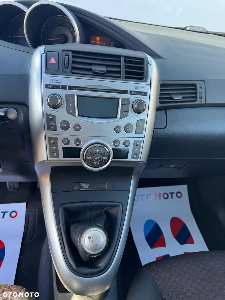 Toyota Verso 1.6 5-Sitzer Comfort - 19