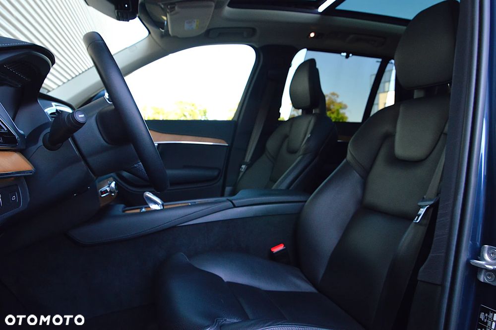 Volvo XC 90 - 12