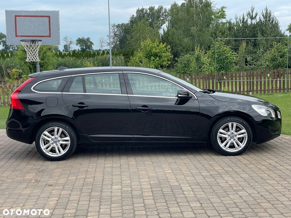 Volvo V60 - 11