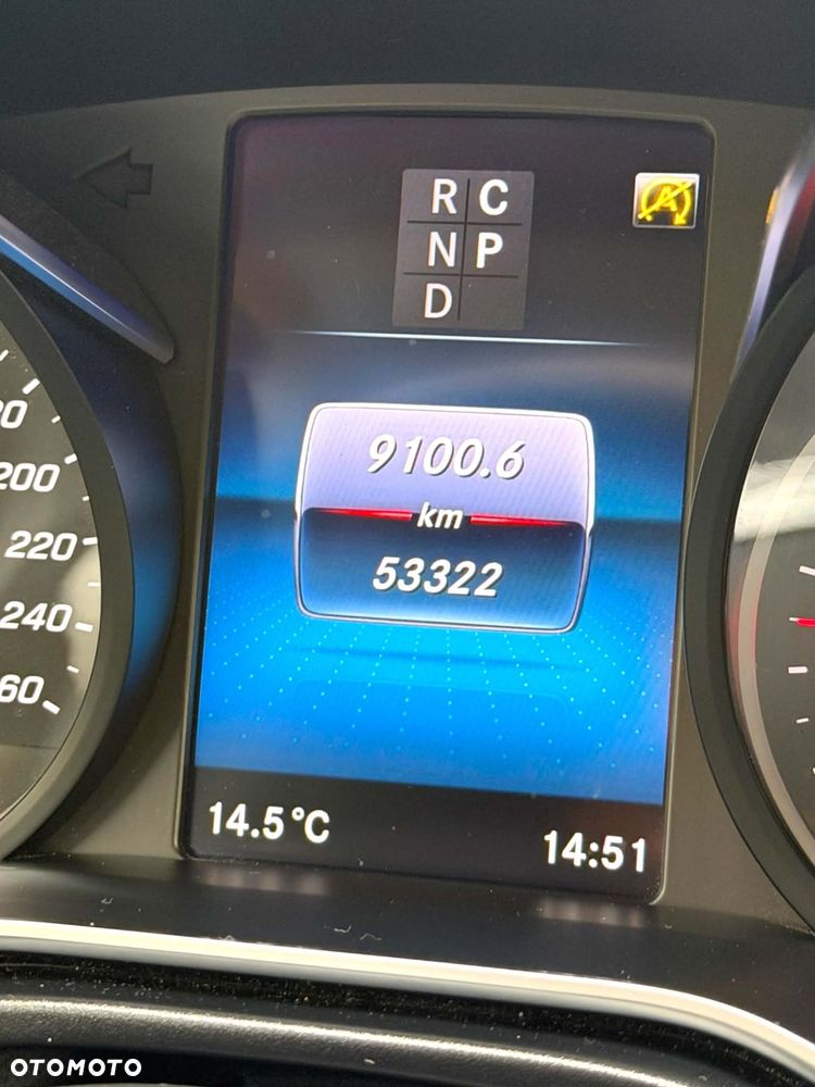 Mercedes-Benz V-Class 2021 photo 3