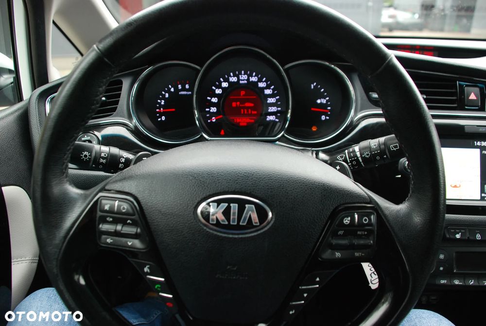 Kia Ceed Cee'd 1.6 CRDi L Business Line DCT - 20