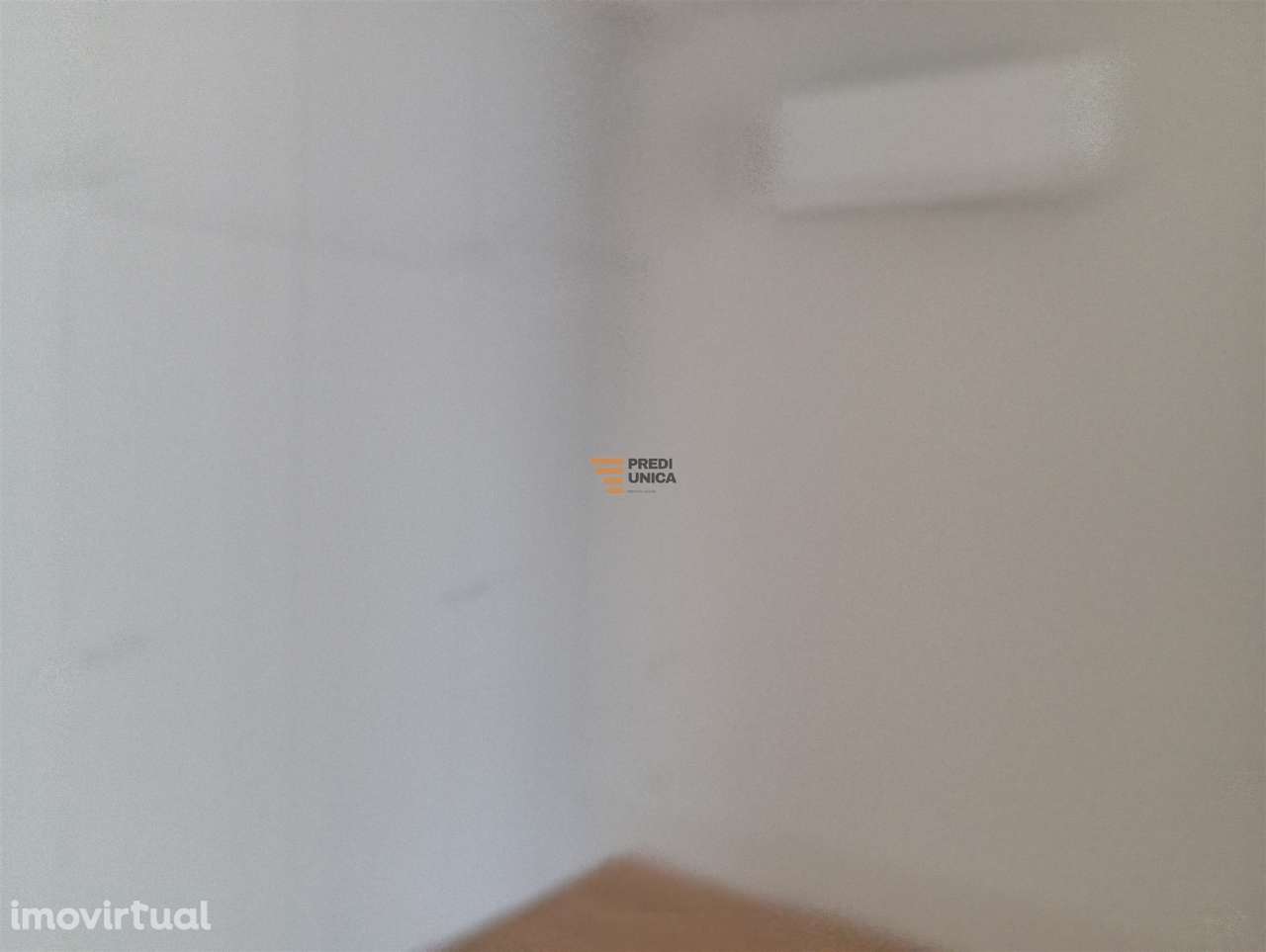 T0+1 com Licença AL - Grande imagem: 3/25