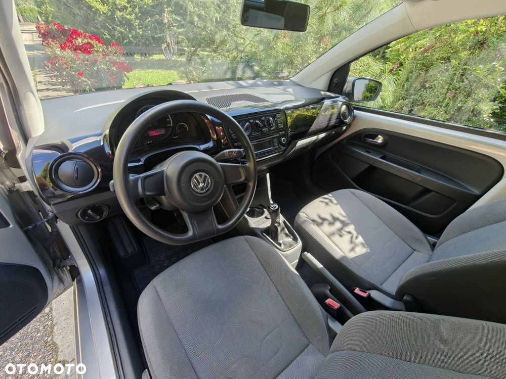 Volkswagen up! - 5