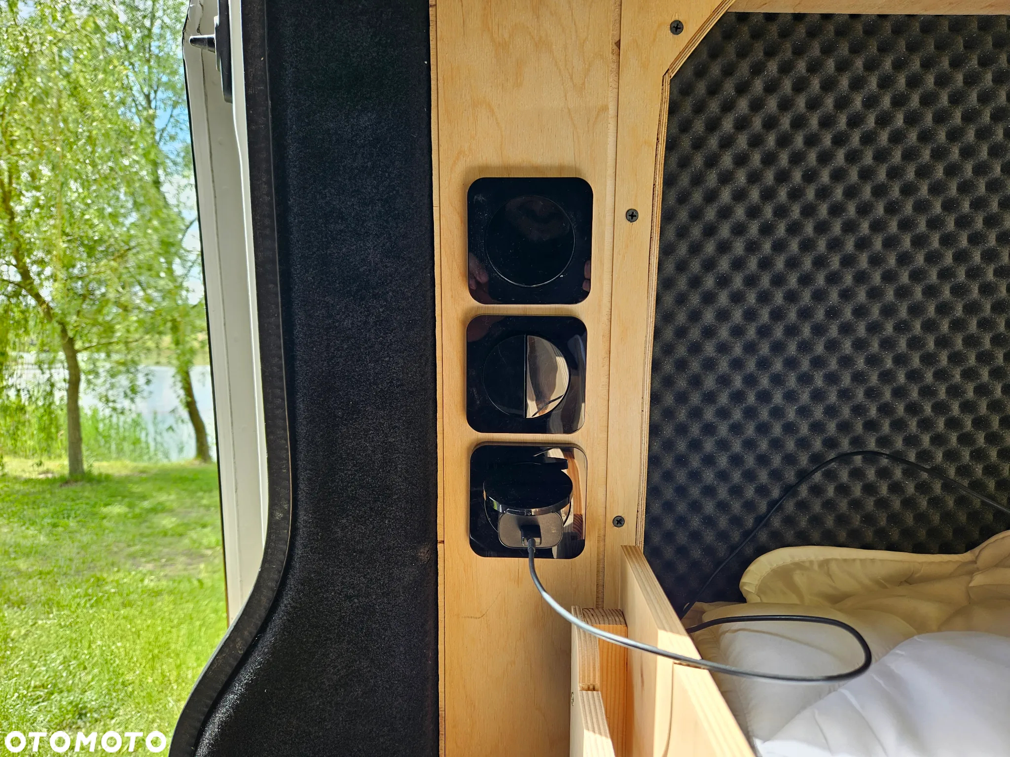 Volkswagen CRAFTER L2H2 Campervan - 11