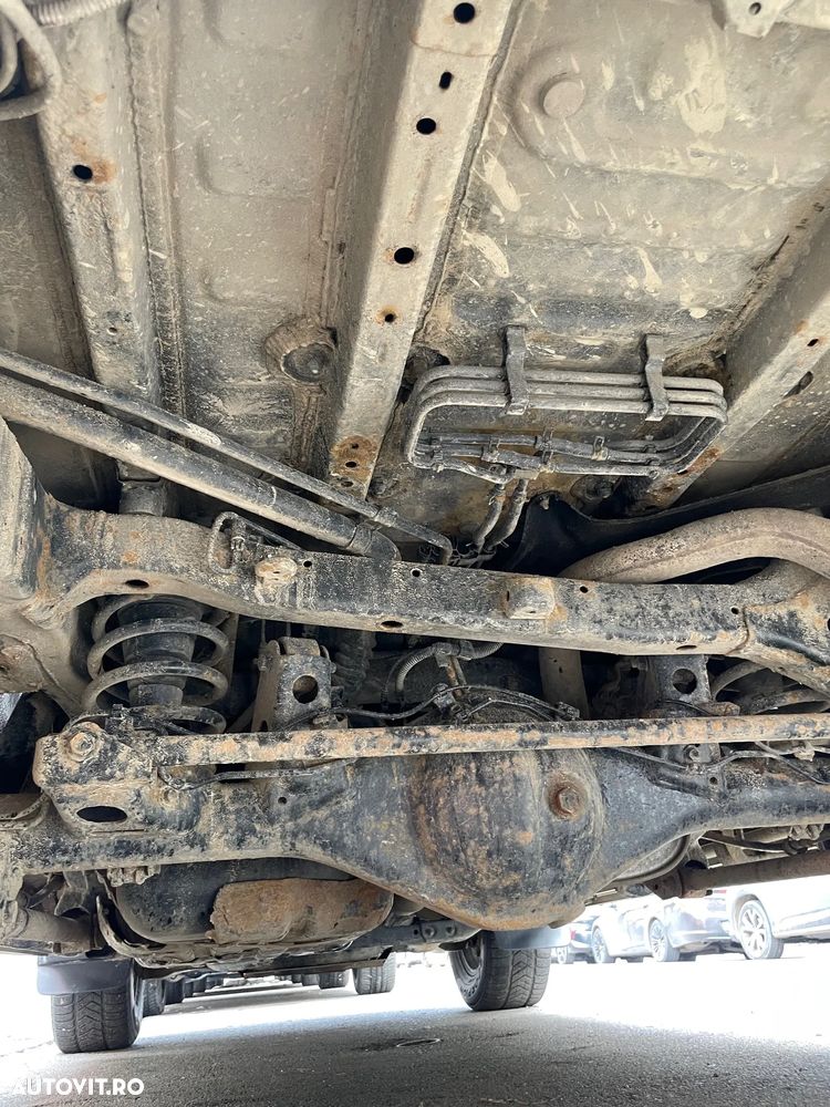 Toyota Land Cruiser - 18