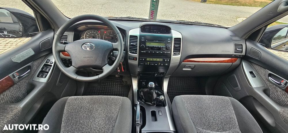 Toyota Land Cruiser 3.0 TD-4D VX - 6