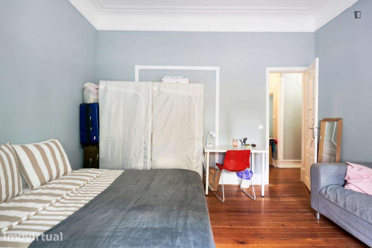 Quarto - localizado em Entrecampos Lisbon - Grande imagem: 3/38