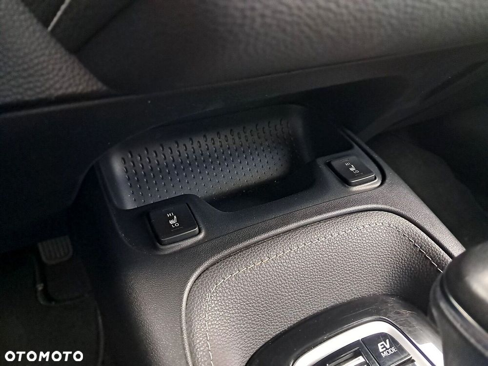 Toyota Corolla 1.8 Hybrid Comfort - 26