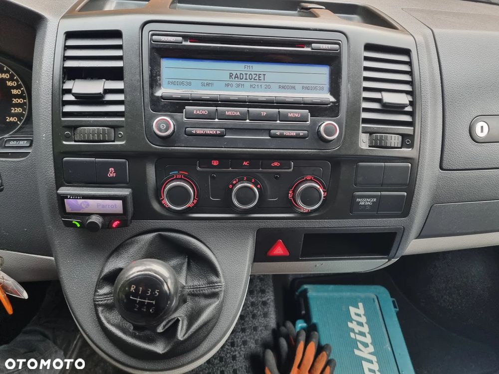 Volkswagen Transporter - 27