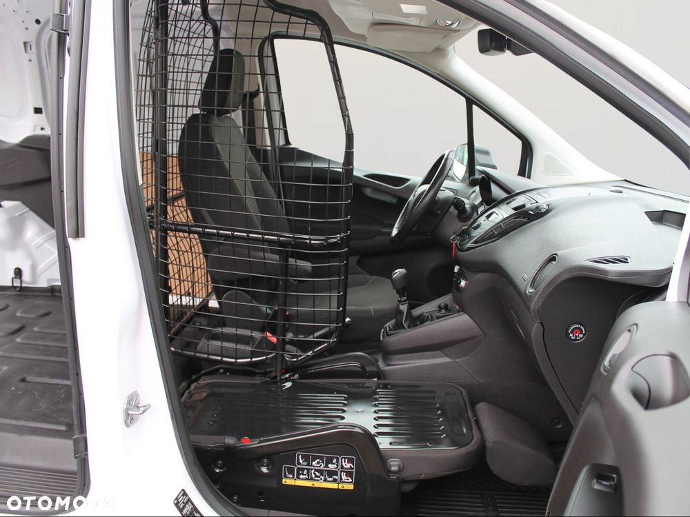 Ford Transit Courier Trend - 12