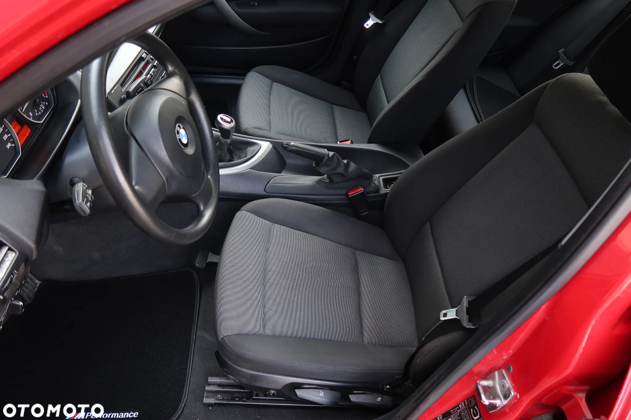 BMW Seria 1 116i - 20