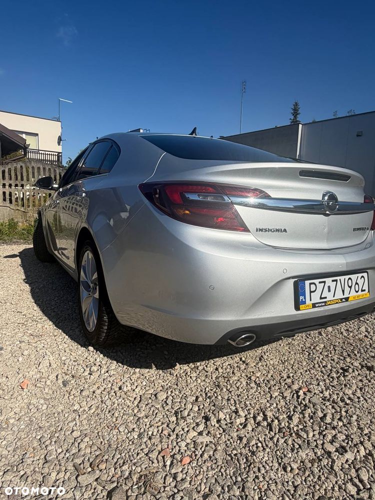 Opel Insignia 2.0 CDTI Active - 10