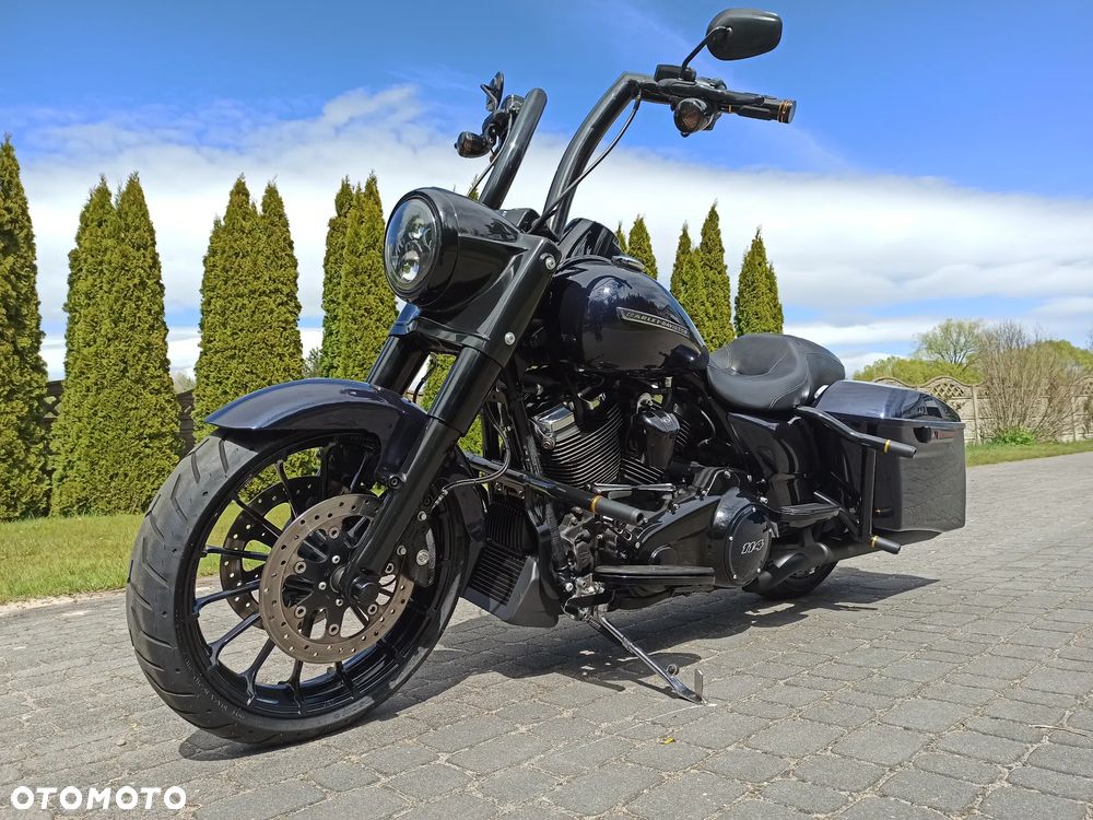 Harley-Davidson Touring Road King - 1