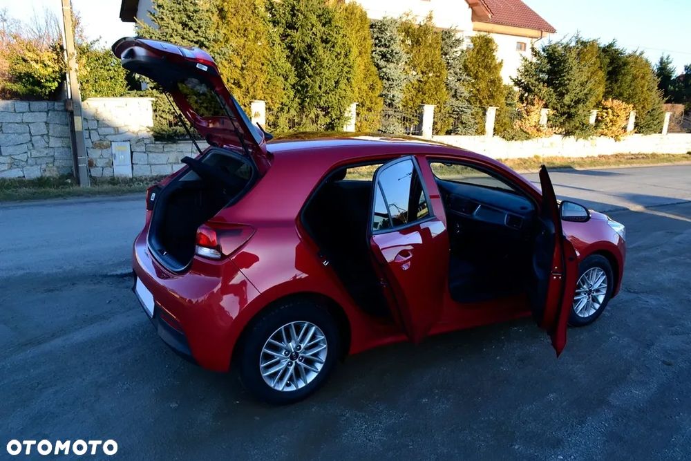 Kia Rio 1.4 CRDi 77 Dream-Team Edition - 17