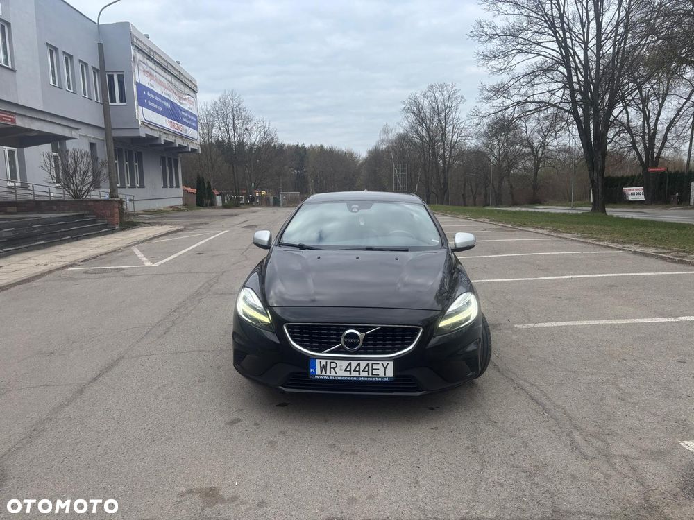 Volvo V40 D4 Drive-E R-Design Summum - 10