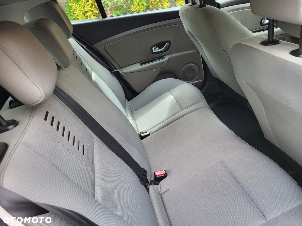 Renault Megane - 8