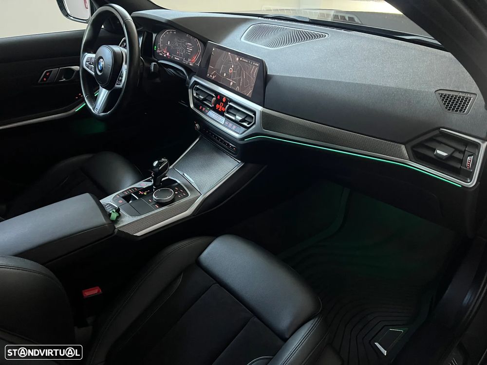BMW 320 d Touring Pack M Auto - 13