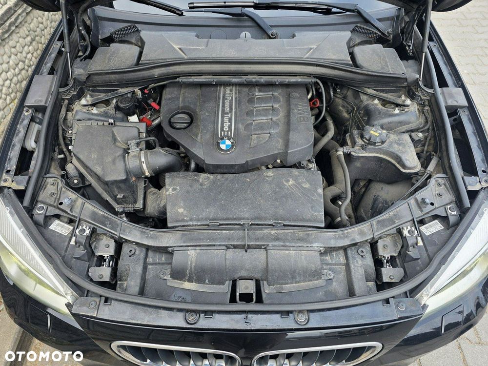 BMW X1 sDrive16d xLine - 32