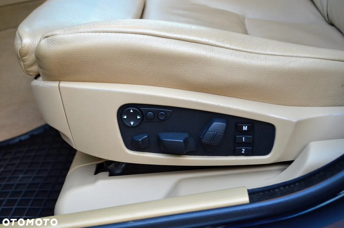 BMW Seria 5 525i Touring - 15