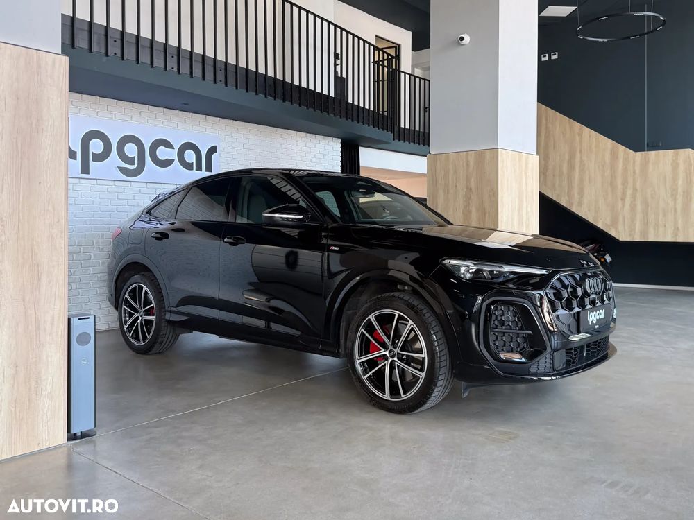 Audi Q5 Sportback - 5