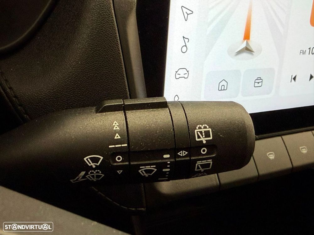 MG ZS 1.5 Hybrid+ Luxury - 18