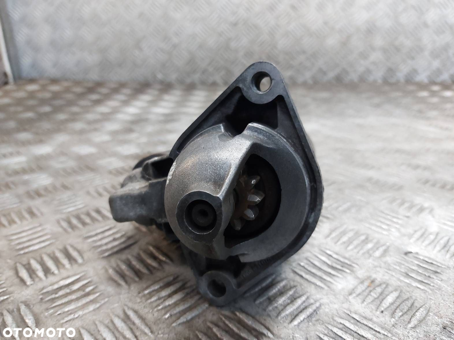 ROZRUSZNIK TOYOTA COROLLA E12 1.8 16V 28100-0D030 - 3