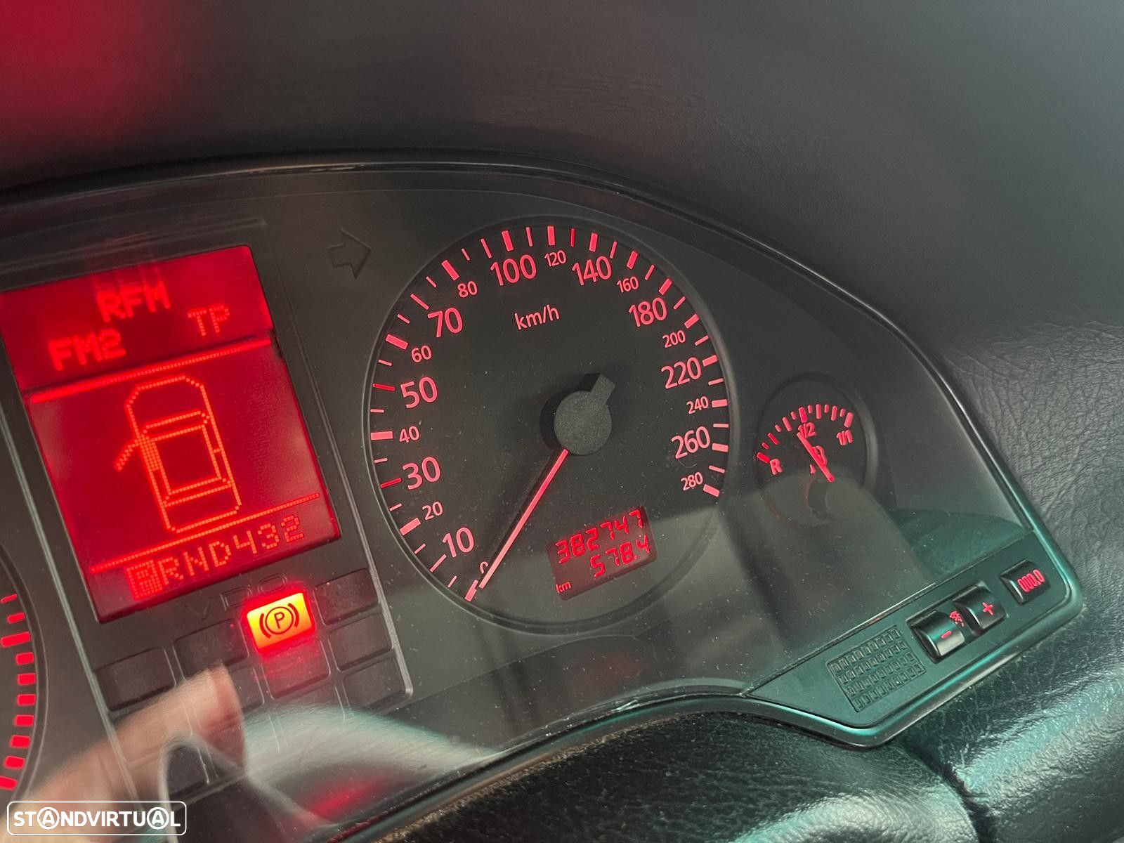Audi A8 - 6