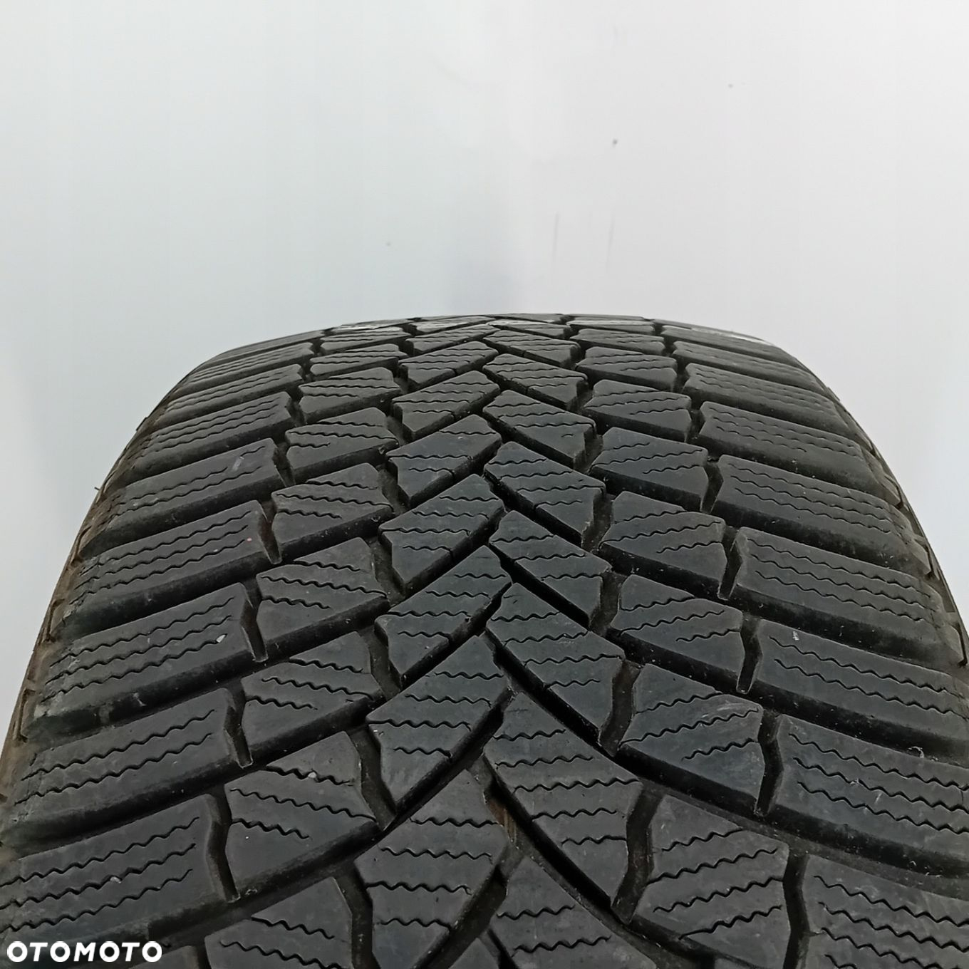 2x 225/45R17 opony zimowe Bridgestone Blizzak LM001 Evo 6mm 86534 - 3