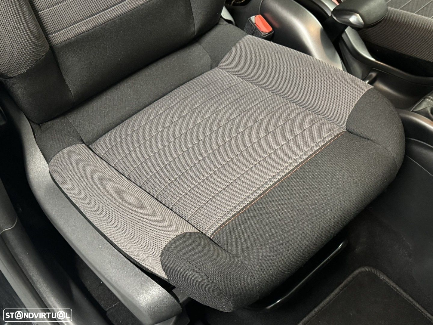 Citroën C3 Aircross 1.2 PureTech Live - 46
