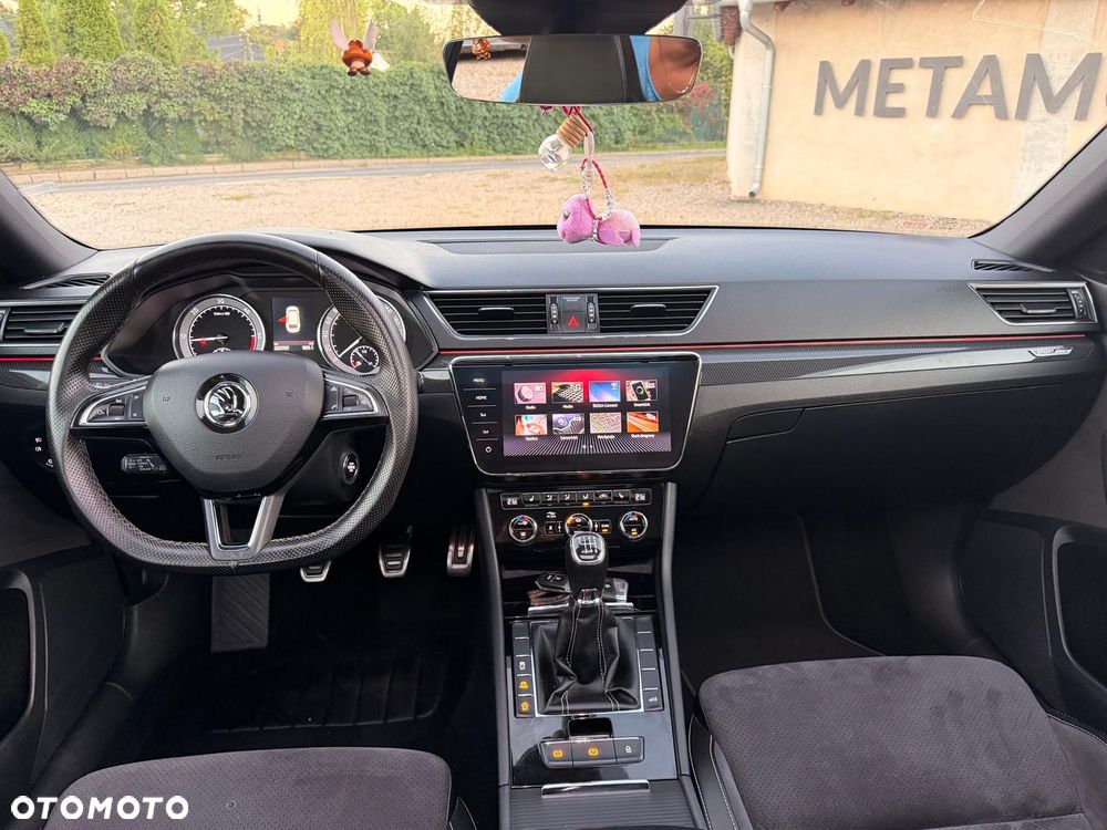 Skoda Superb 2.0 TDI Sportline - 6
