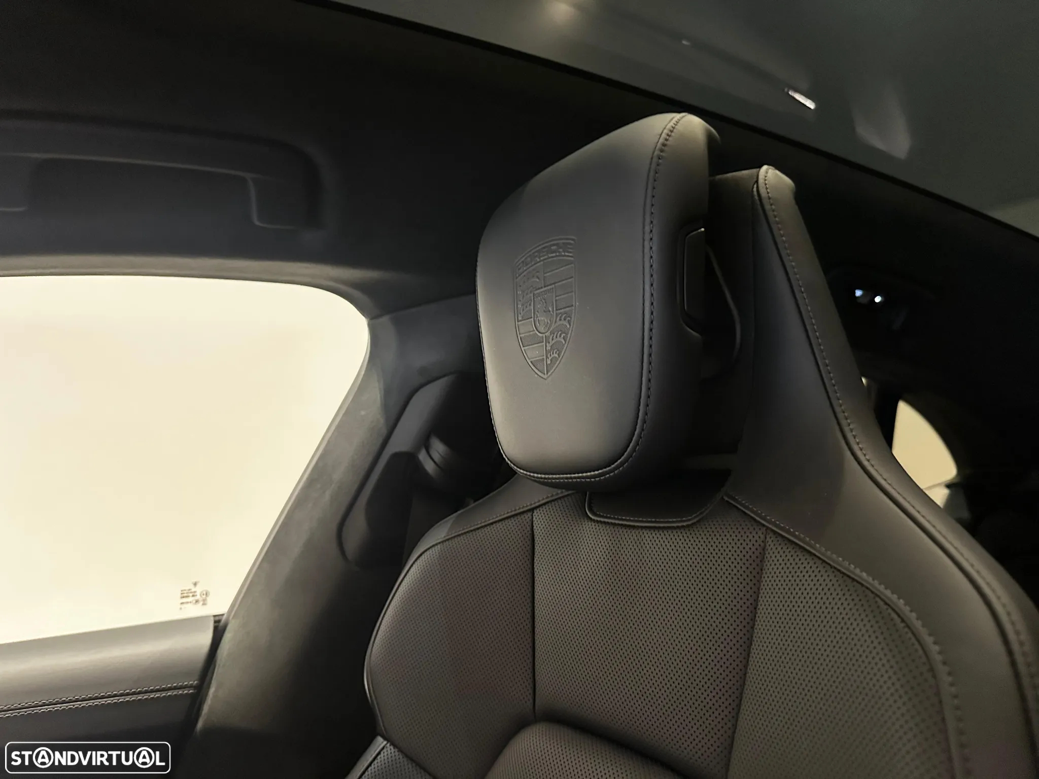Porsche Taycan Sport Turismo Turbo S - 32