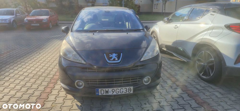 Peugeot 207 2008 photo 3
