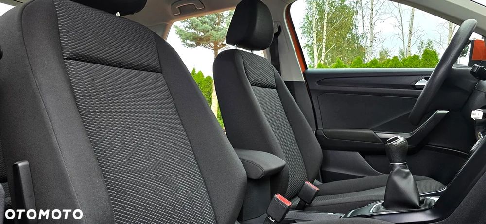 Volkswagen T-Roc 1.5 TSI ACT Premium - 9
