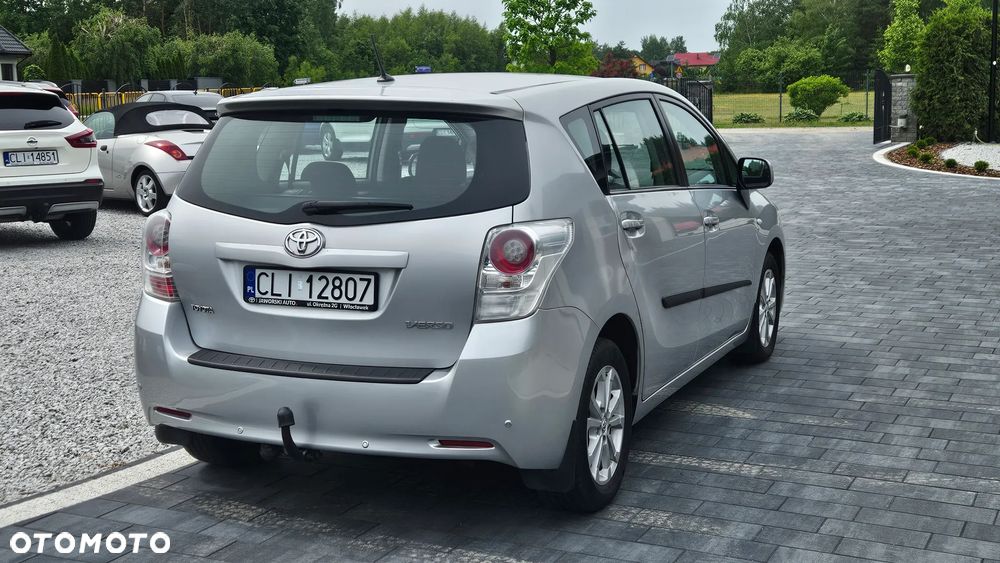 Toyota Verso - 7