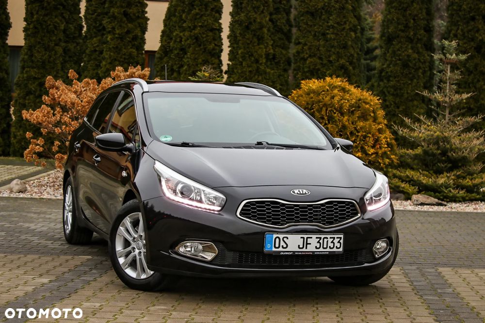 Kia Ceed 1.6 CRDi 128 Platinum Edition - 10