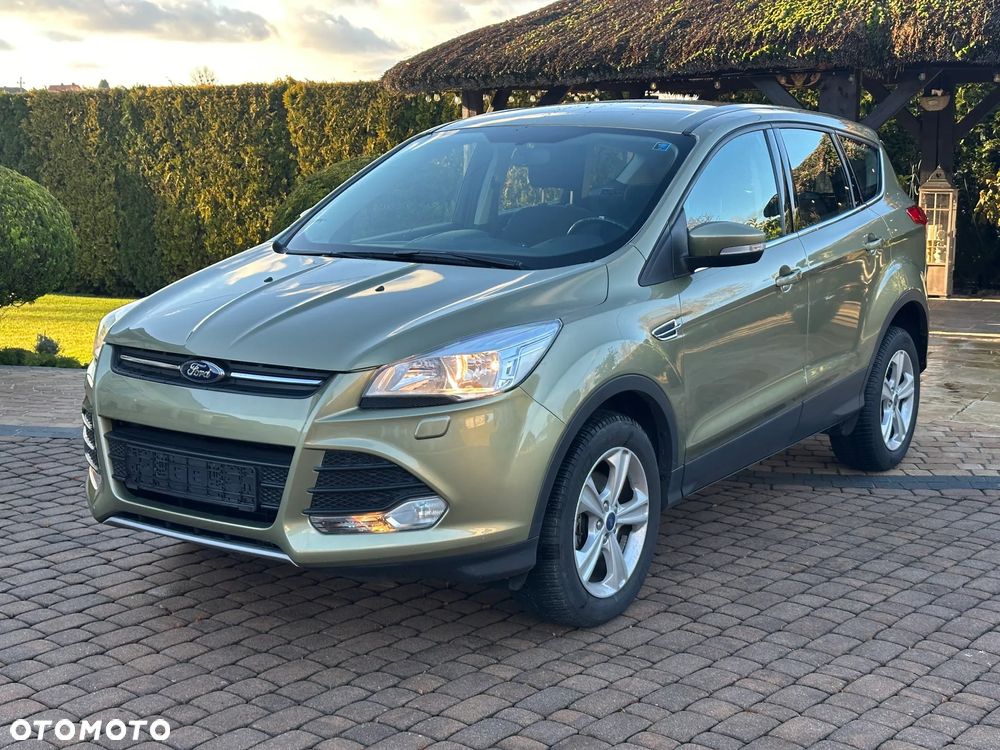 Ford Kuga - 1